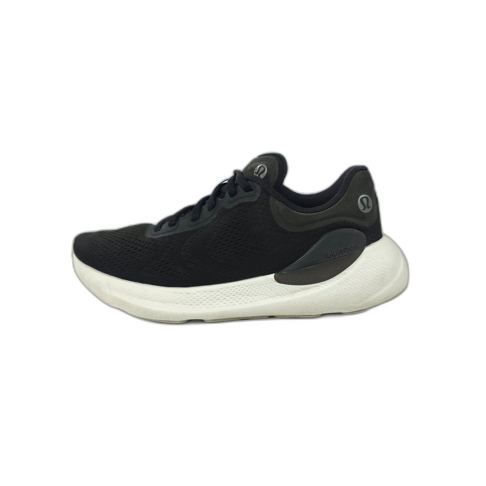 LULULEMON Beyondfeel Running Shoe Black Bone Rover Athleisure Sporty Clean Girl